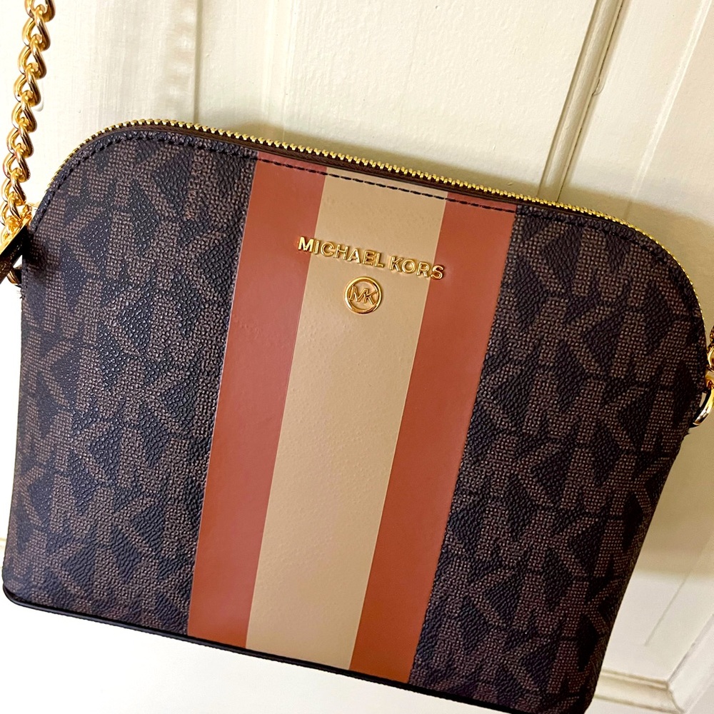 Authentic New Michael kors crossbody purse